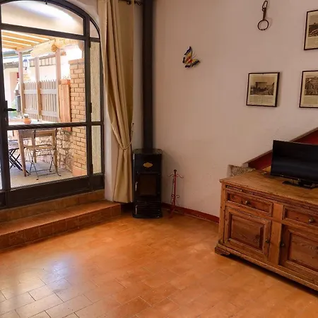 Alloggio per agriturismo Podere Carducci *